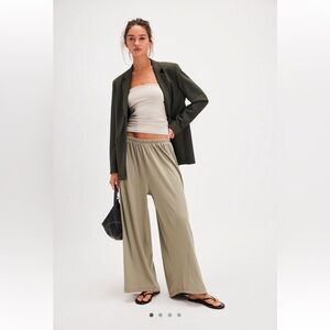NWT Free People Downtime Wide Leg Pants Laurel Oak Size: Large